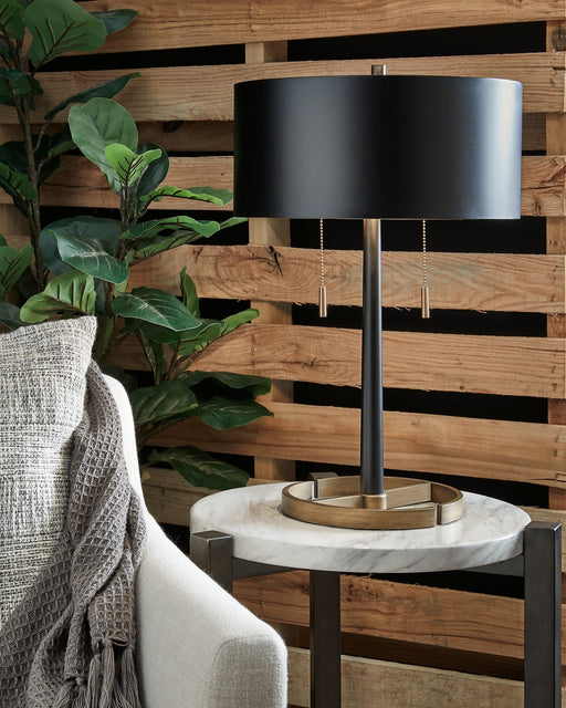 Amadell Metal Table Lamp (1/CN) Tuscaloosa Furniture Outlet