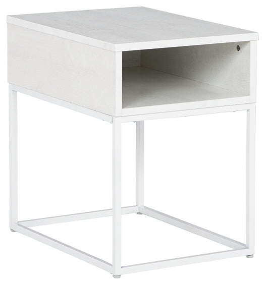 Deznee Rectangular End Table Tuscaloosa Furniture Outlet