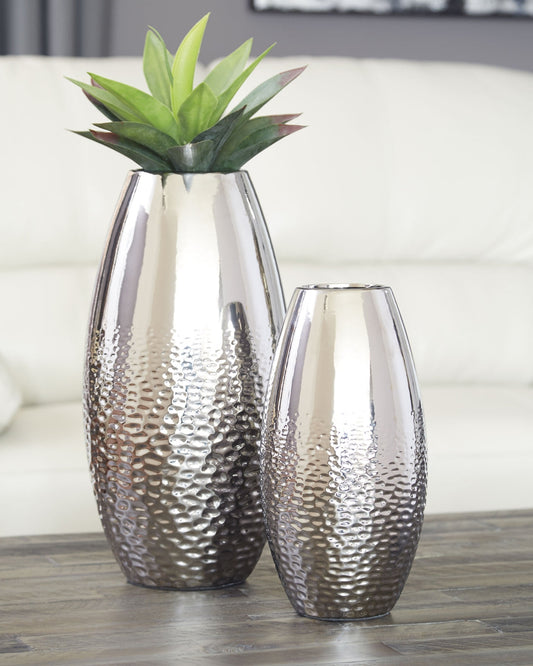 Dinesh Vase Set (2/CN) Tuscaloosa Furniture Outlet