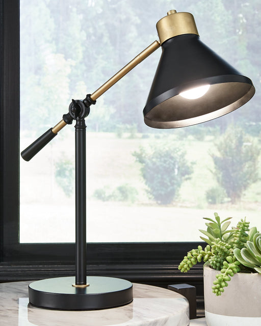 Garville Metal Desk Lamp (1/CN) Tuscaloosa Furniture Outlet