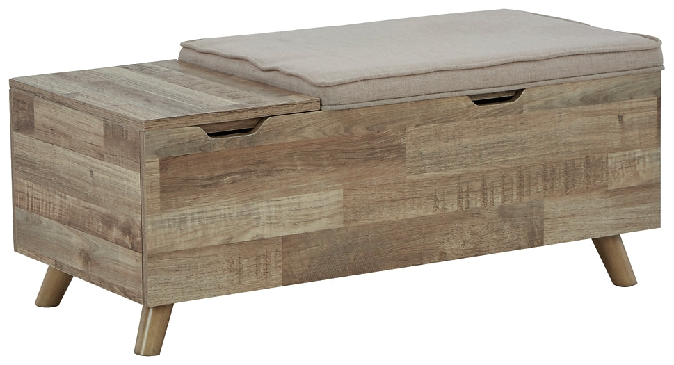 Gerdanet Storage Bench Tuscaloosa Furniture Outlet