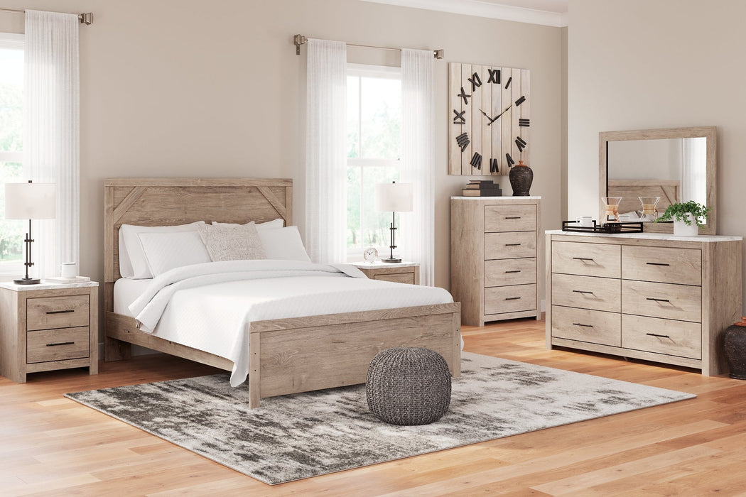 Senniberg Queen Panel Bed with Mirrored Dresser, Chest and Nightstand Tuscaloosa Furniture Outlet