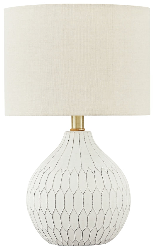 Wardmont Ceramic Table Lamp (1/CN) Tuscaloosa Furniture Outlet