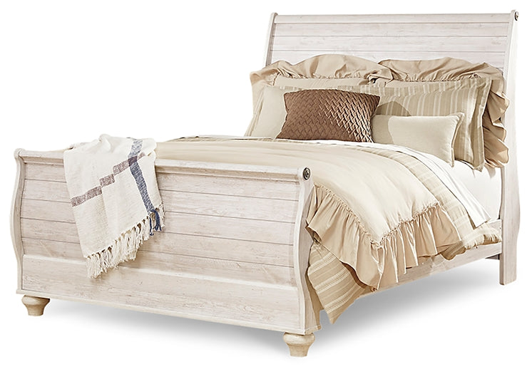 Willowton Queen Sleigh Bed with Mirrored Dresser and Nightstand Tuscaloosa Furniture Outlet