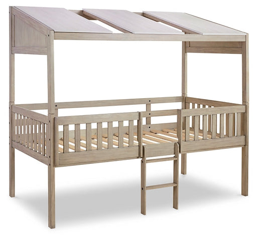 Wrenalyn Twin Loft Bed Tuscaloosa Furniture Outlet