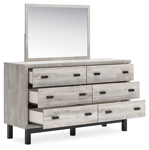 Vessalli King Panel Headboard with Mirrored Dresser and 2 Nightstands