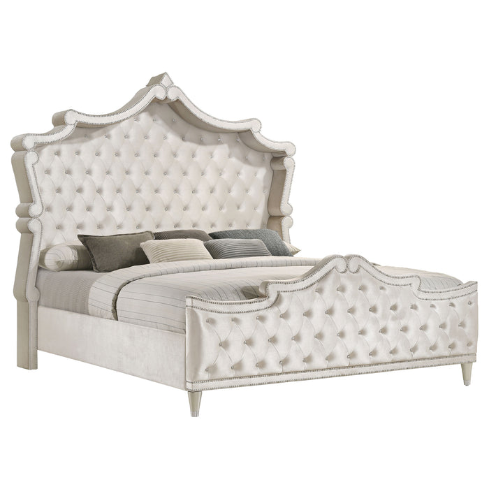 Antonella 4-piece Eastern King Bedroom Set Ivory